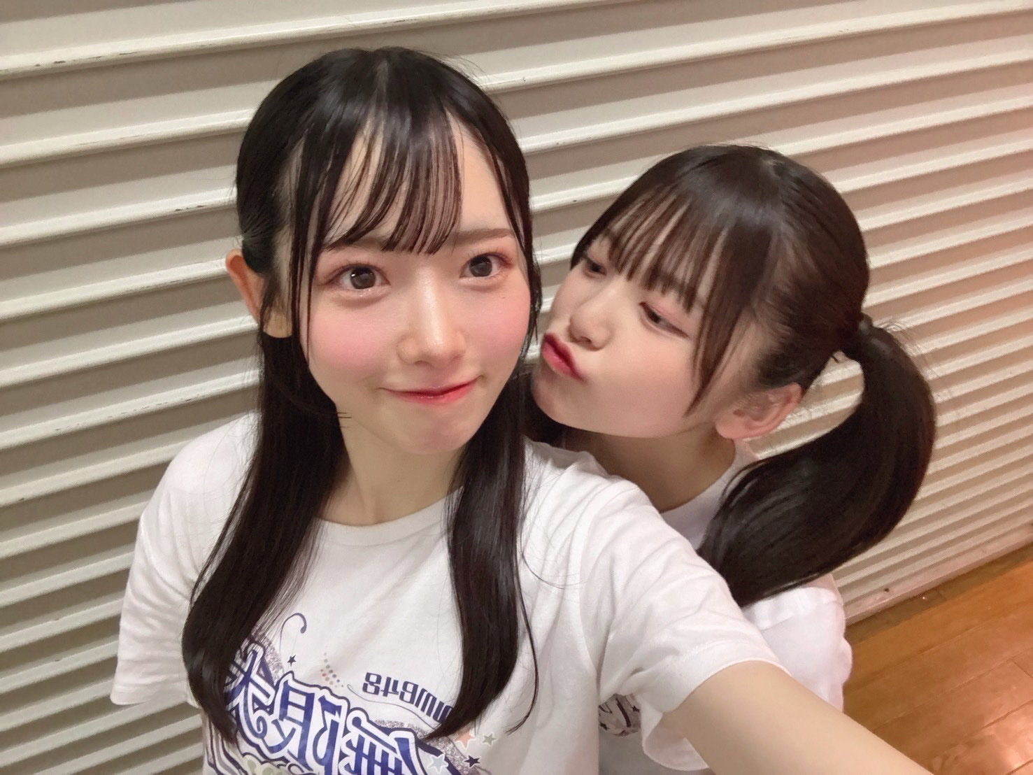 yGDQTJ