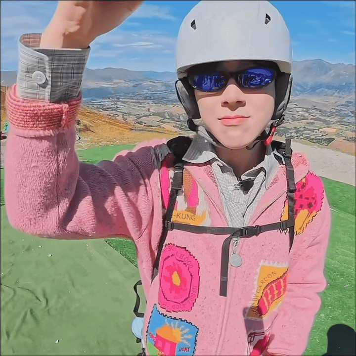 yHCdLw.gif