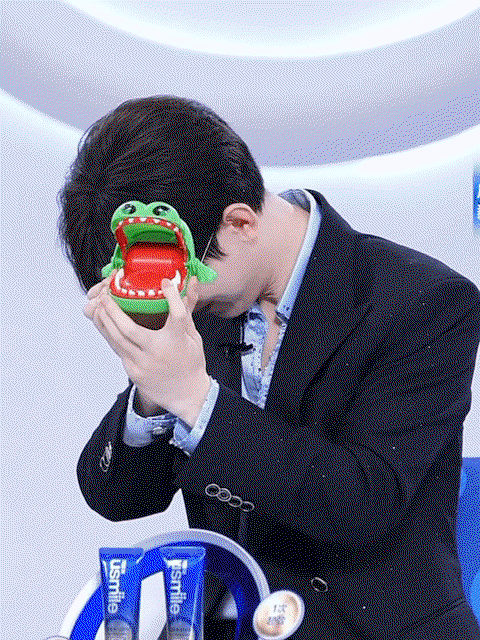 yLGrUj.gif