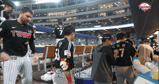 yLfSFf.gif