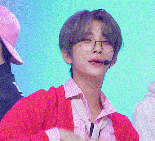 ySNzEp.gif