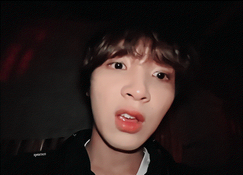 yZmsCr.gif