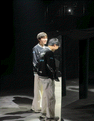 yZzGhu.gif