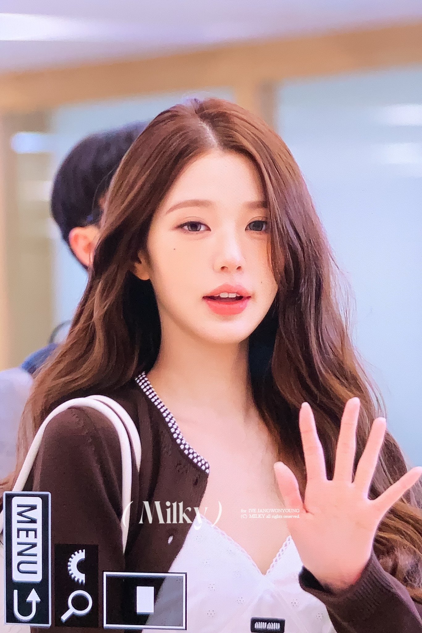 yaEcPU