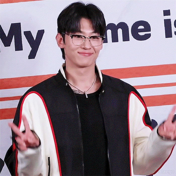 yelxRb.gif
