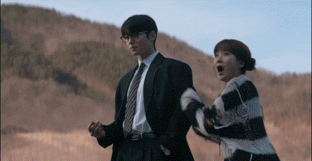 ygzUEZ.gif