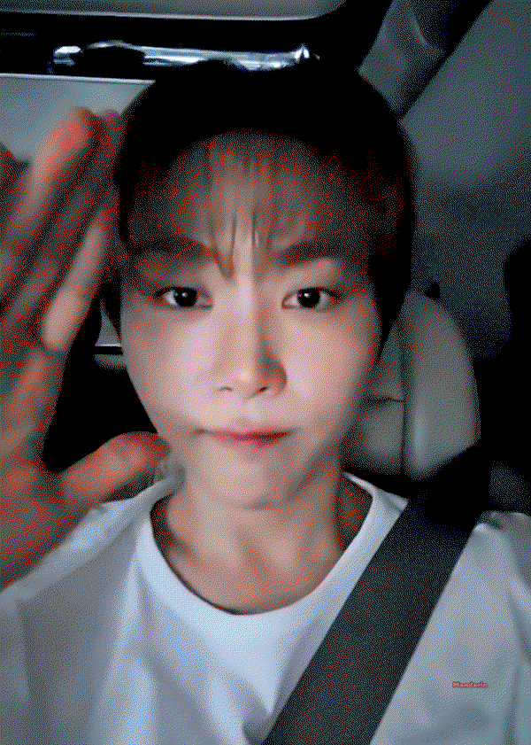 ymHdGG.gif
