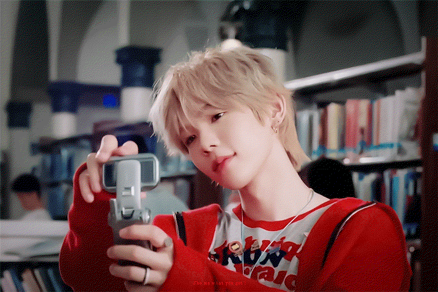 yoUhfg.gif