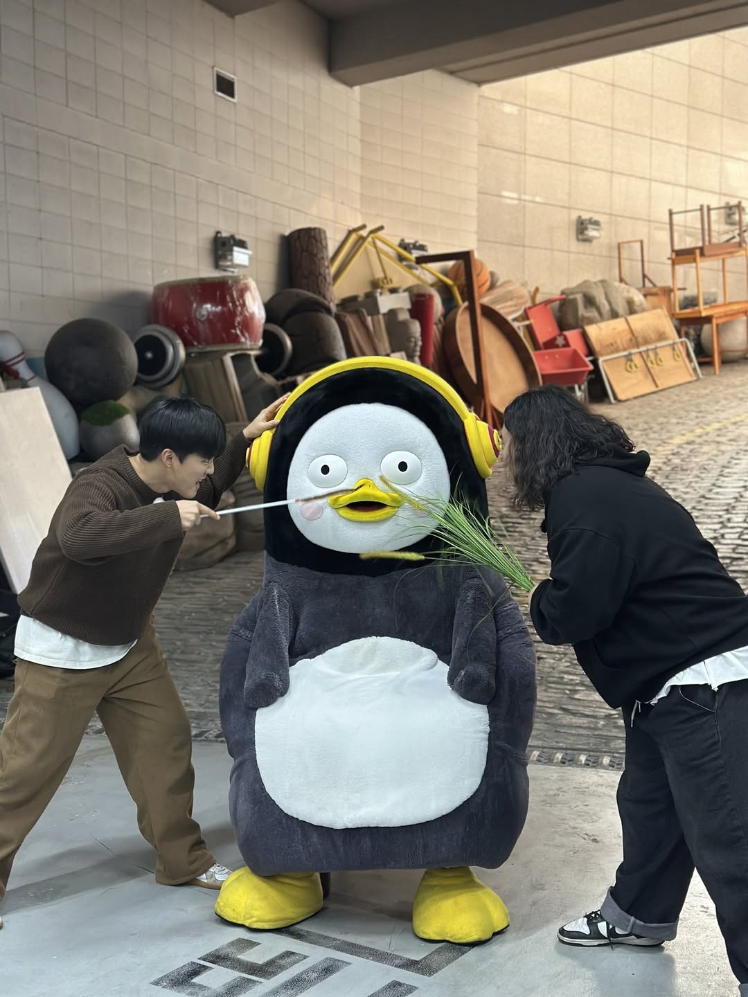 yyUFwv