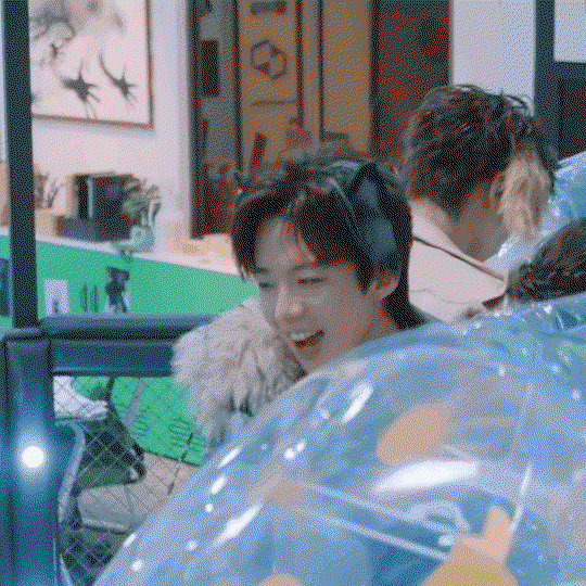 zACgSg.gif