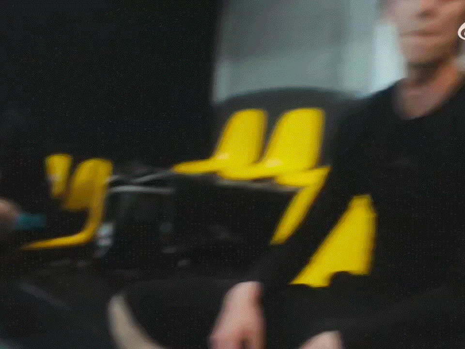 zMTbqU.gif