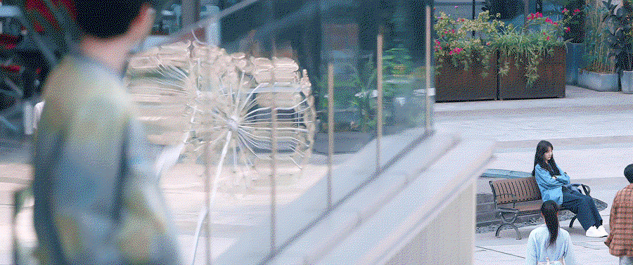 zQiFux.gif