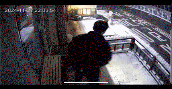 zYLLDw.gif