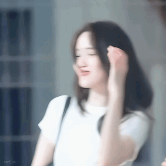 zYMeJu.gif