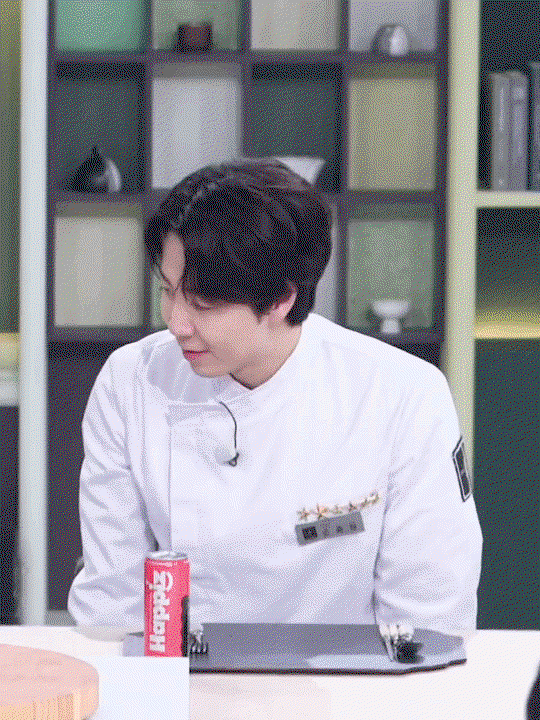 zbIThv.gif