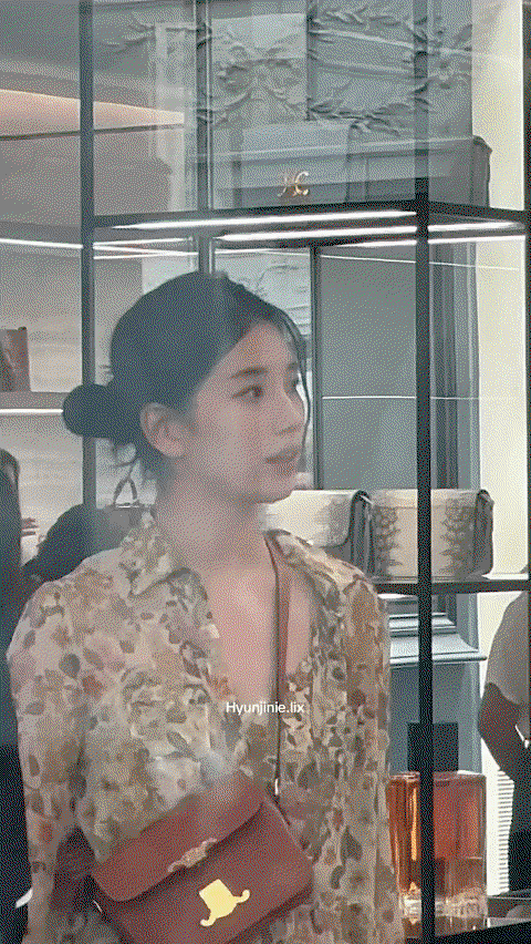 zcEqug.gif