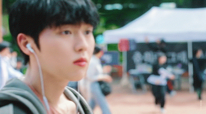 zcUWbM.gif