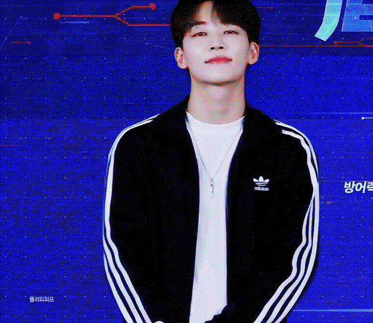 zgQlcB.gif