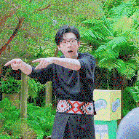 zllTDf.gif