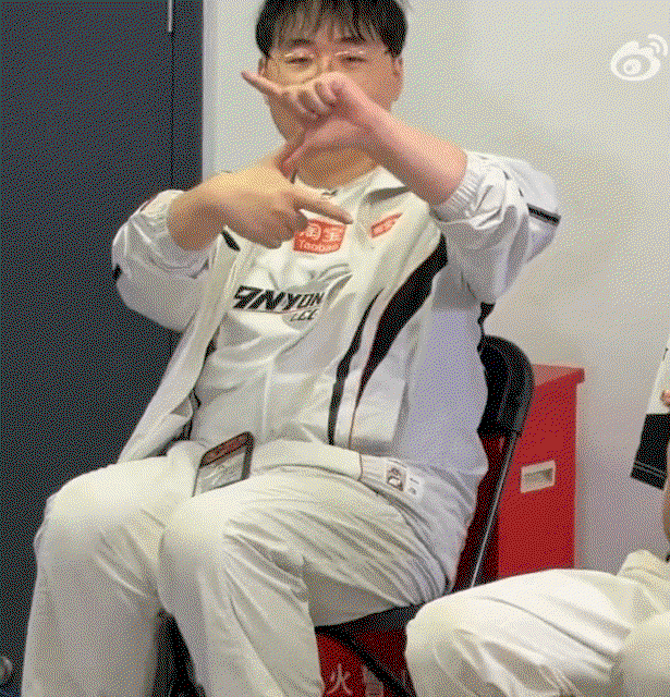 zqDLFE.gif