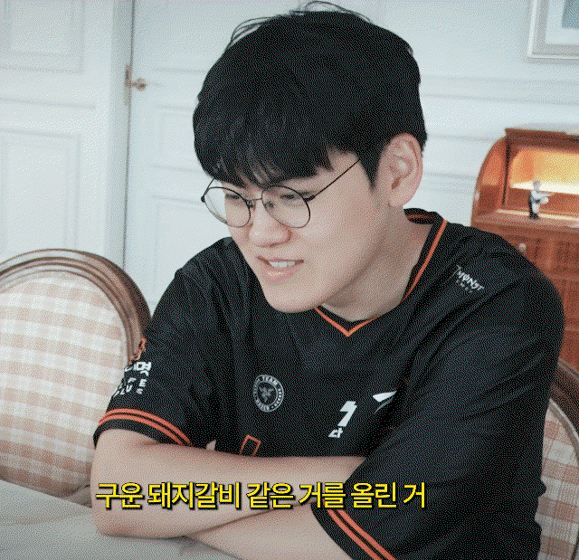 zqvCXb.gif