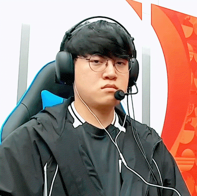 zsWcCD.gif
