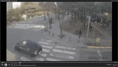 zseKDJ.gif