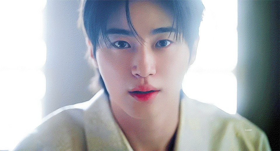 zyFONg.gif