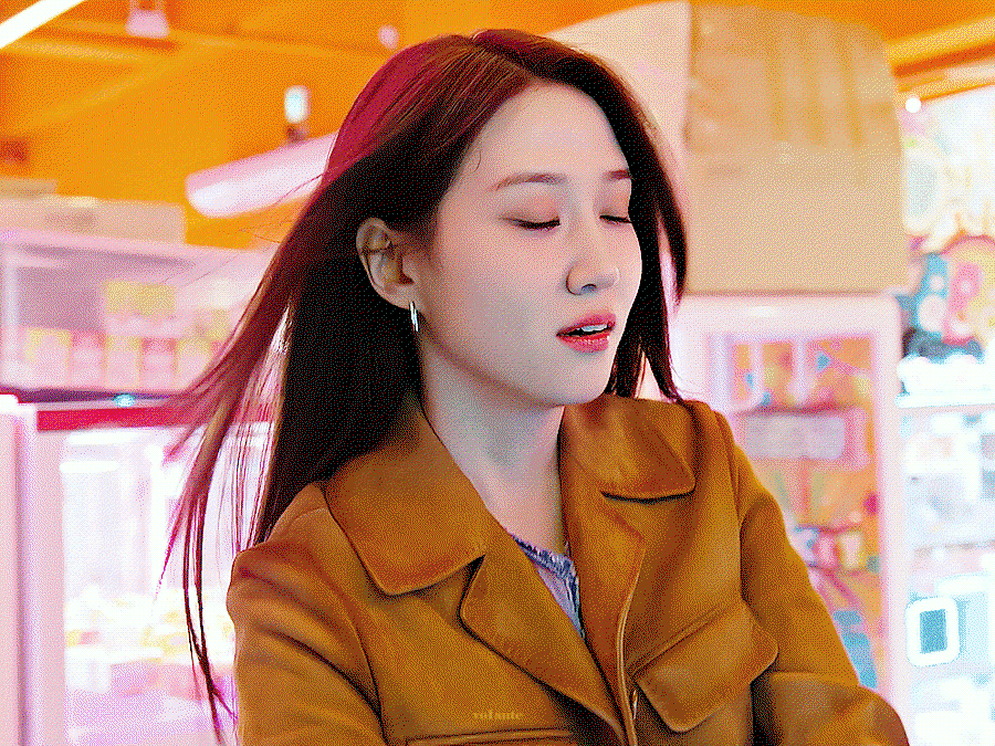 zzxogF.gif